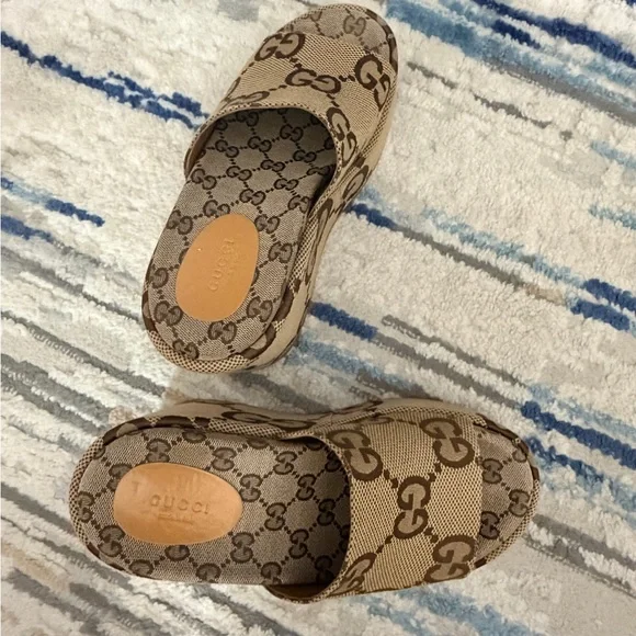 Gucci GG Canvas Platform Slides – Size 38 (US 7.5–8) NWOT - Picture 6 of 8